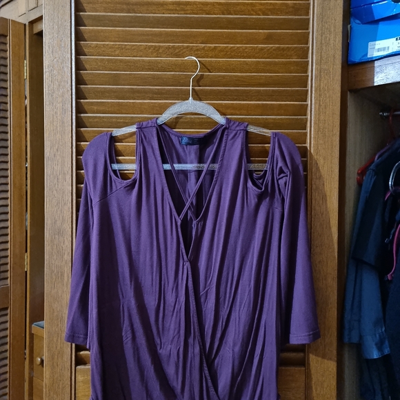 Assorted Top - Picture 6 of 10